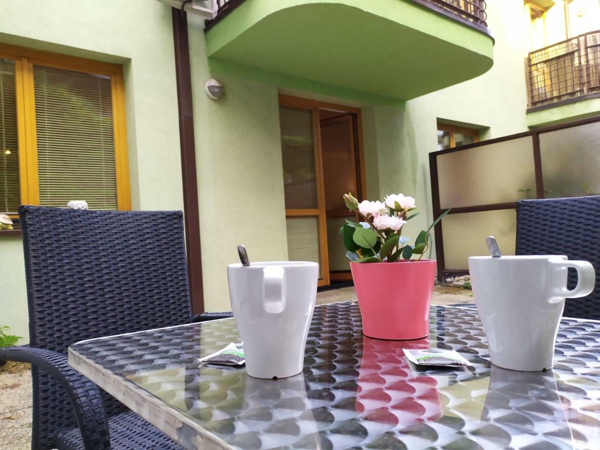 Kate & Jenny - Two-Level Apartment In The Old Town Pressburg Exterior foto