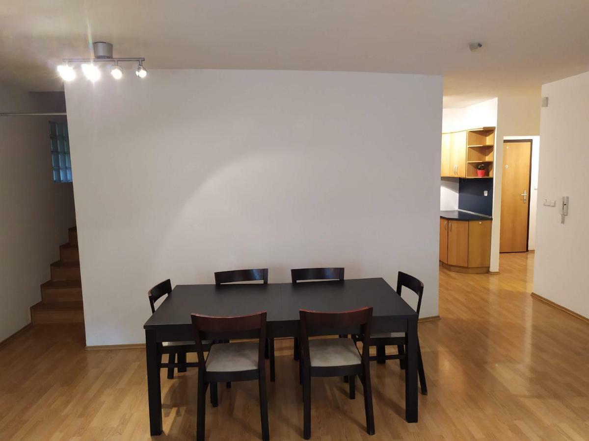 Kate & Jenny - Two-Level Apartment In The Old Town Pressburg Exterior foto